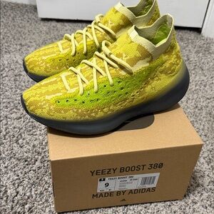 Adidas Yeezy Boost 380 Sneakers - Yellow and Olive 🫒